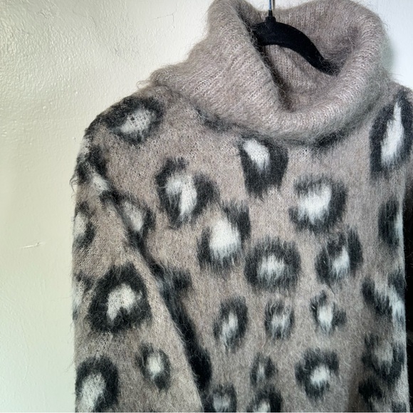 ZARA oversized chunky knit turtleneck sweater leopard mohair wool small cozy - Picture 6 of 16